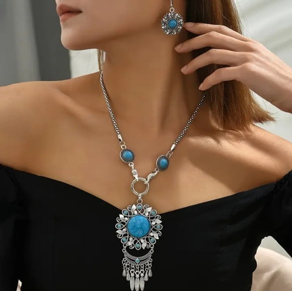 2/$40 NEW Western Silver and Blue Turquoise Necklace Earring Set Preppy -(#0143) - Picture 1 of 5